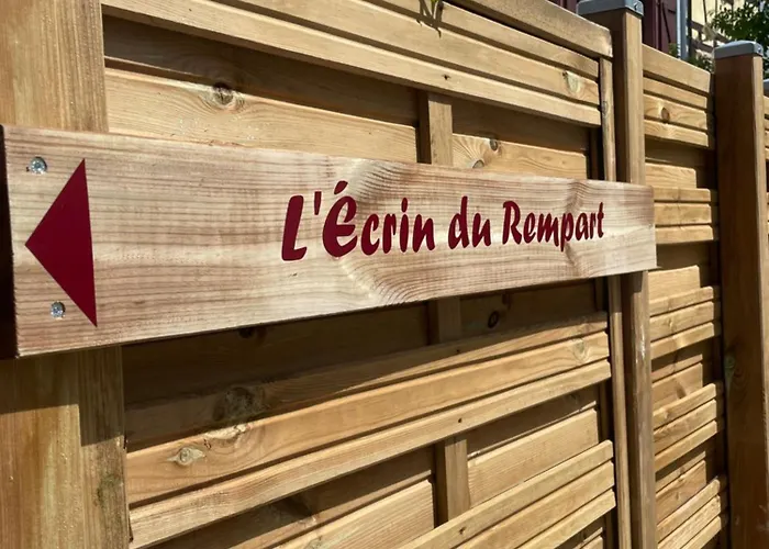 L'ecrin Du Rempart * Эгишем